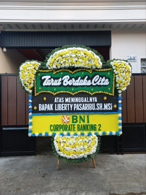 Papan Bunga Duka di Tayuban